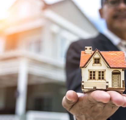 Why you should choose an Agent, NOT a property, when planning a purchase abroad