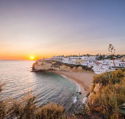 Selling a property in Portugal? Find out how to reduce your capital gains tax
