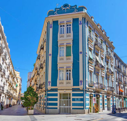 Buying in Valencia: city, coast or countryside?